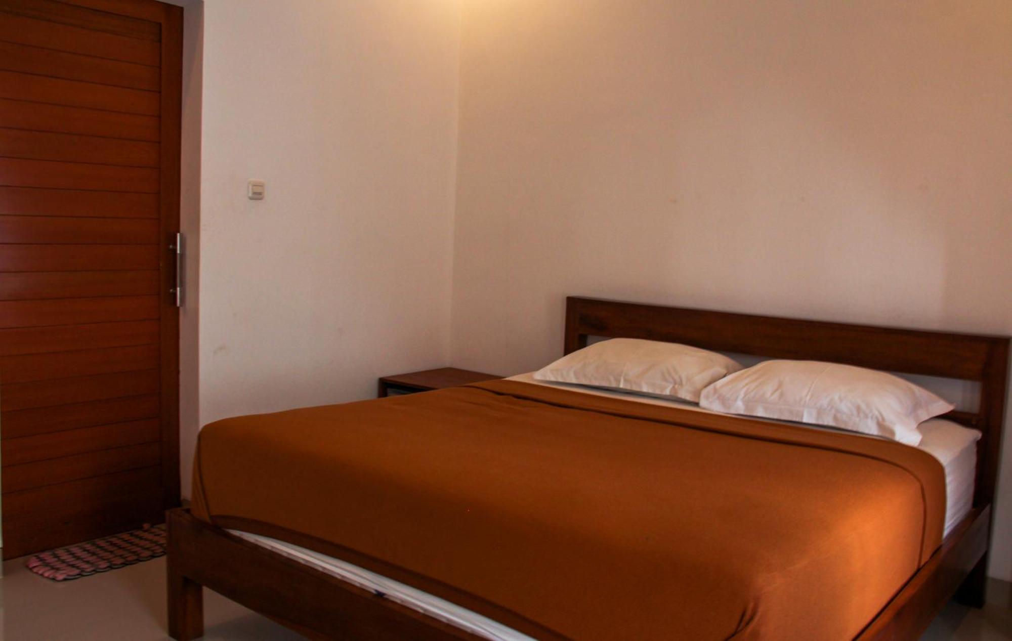 Nyoman Guesthouse Canggu Rom bilde