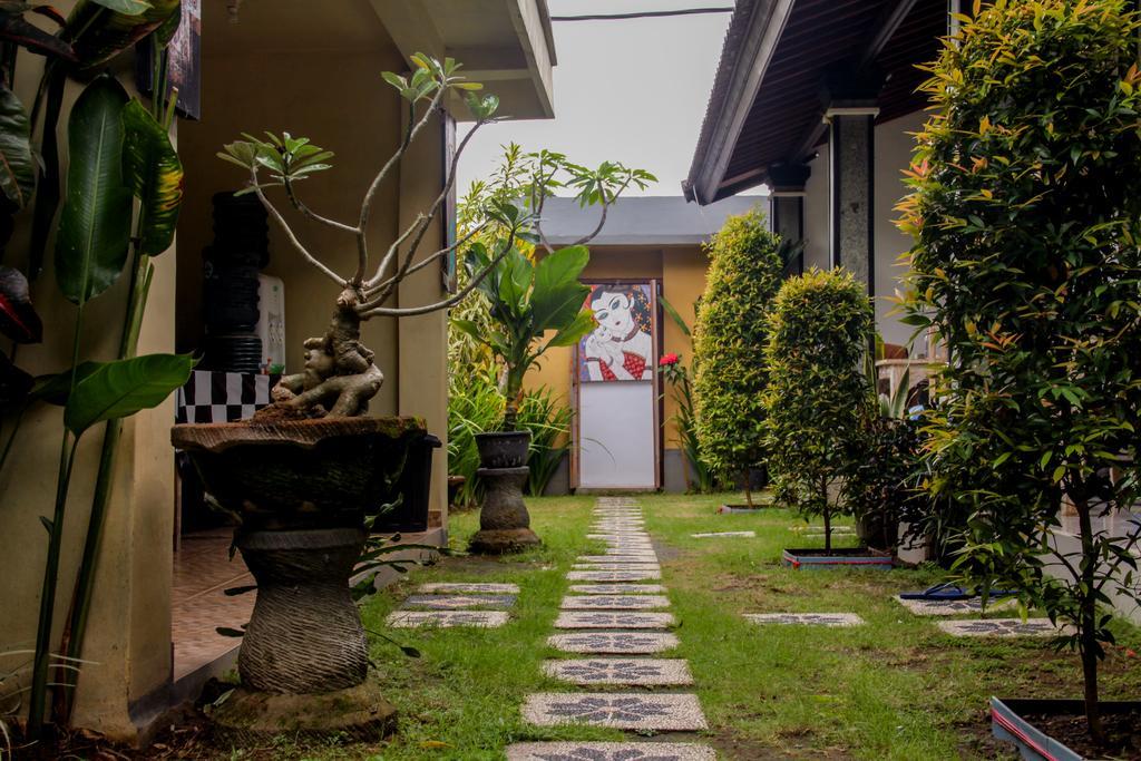 Nyoman Guesthouse Canggu Eksteriør bilde