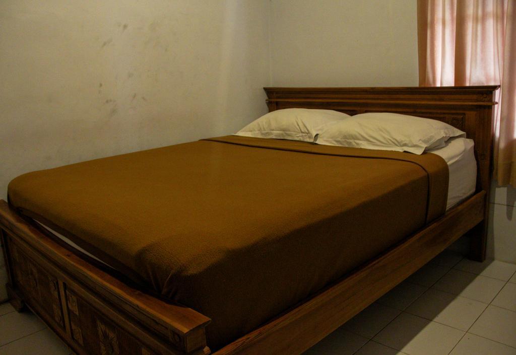 Nyoman Guesthouse Canggu Rom bilde