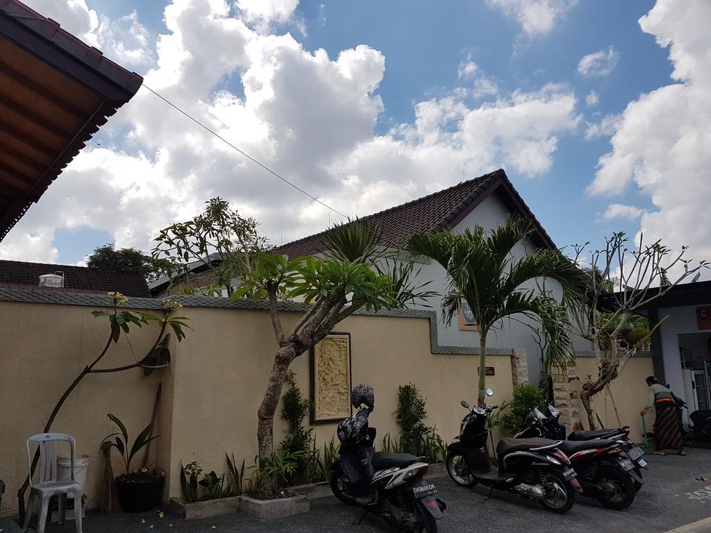 Nyoman Guesthouse Canggu Eksteriør bilde